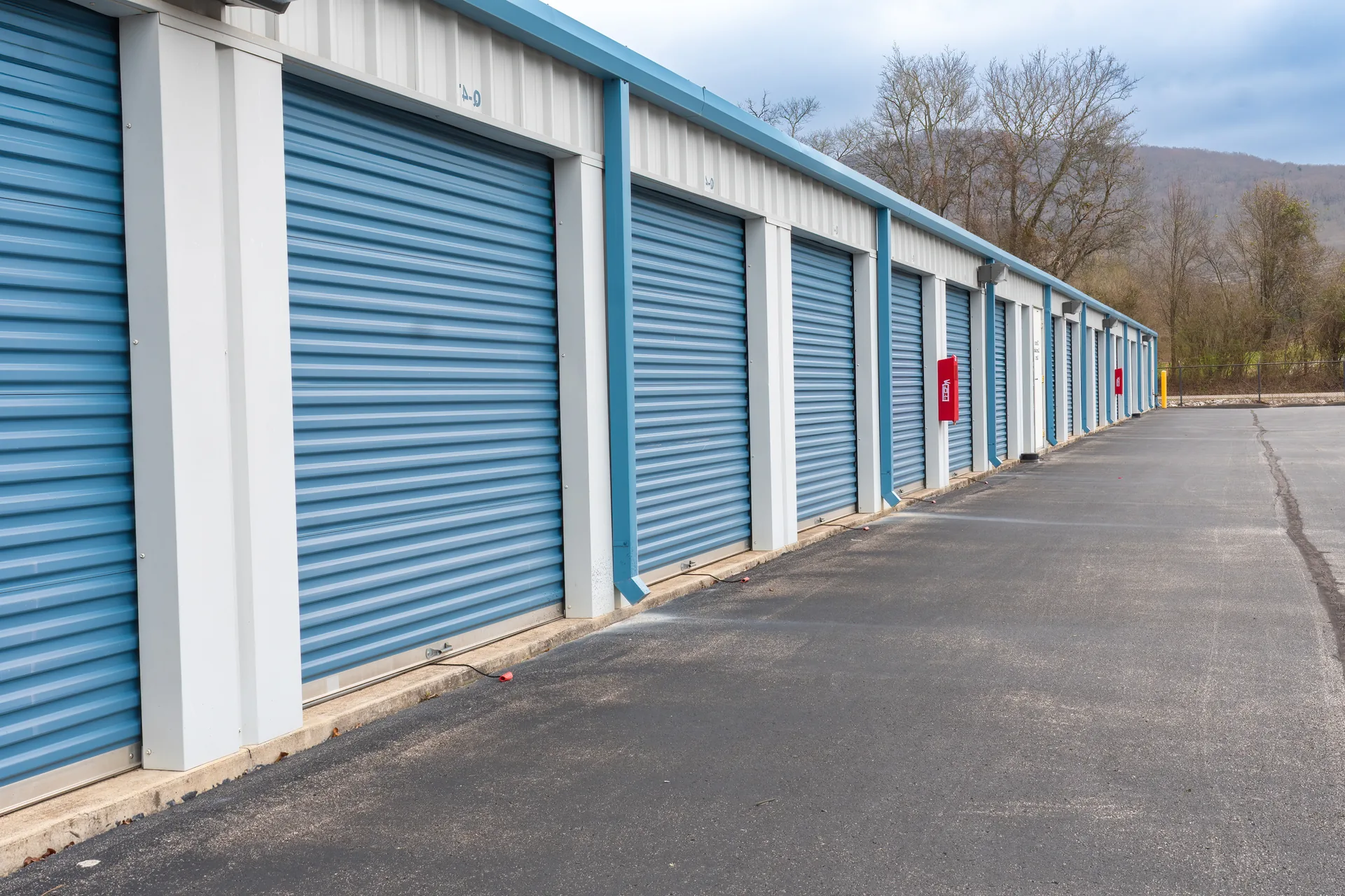 Choose from 1 nearby, secure & affordable self-storage locations.
